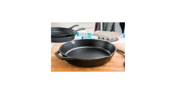 Tigaie adanca rotunda din fonta cu maner Lodge 33 cm L-12SK3