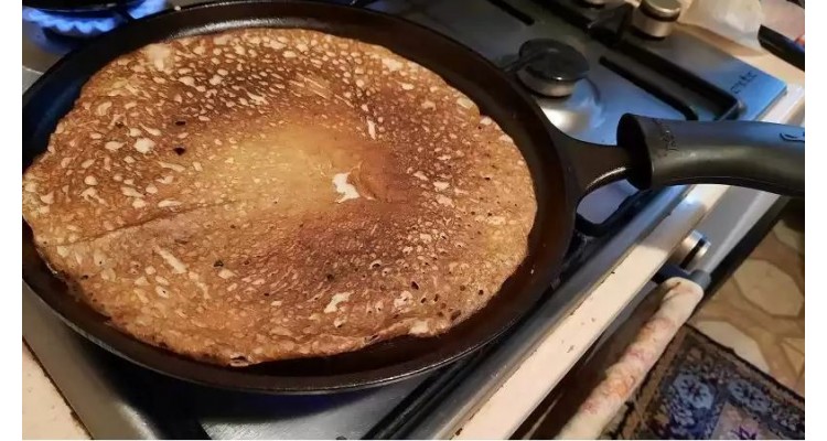 Tigaie din fonta pentru clatite Lodge 26 cm L-9OG3