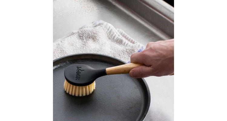 Perie pentru curatat vasele din fonta Lodge 25 cm L-SCRBRSH