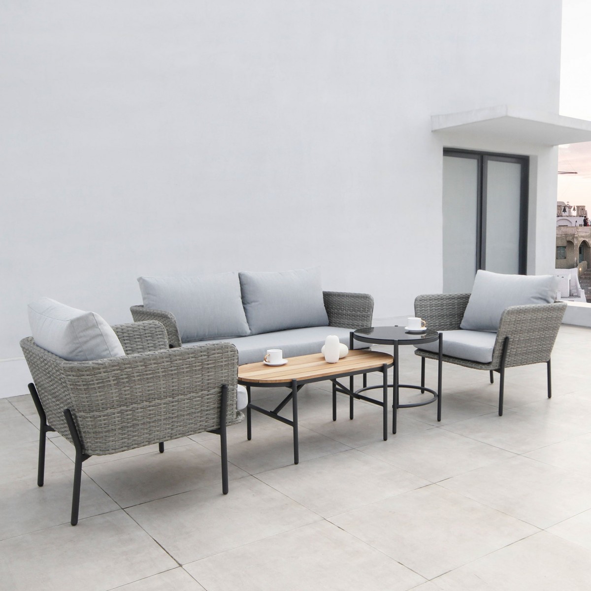 Set mobilier exterior, poliratan, 4 locuri, 2 fotolii, canapea si 2 masute LILLE